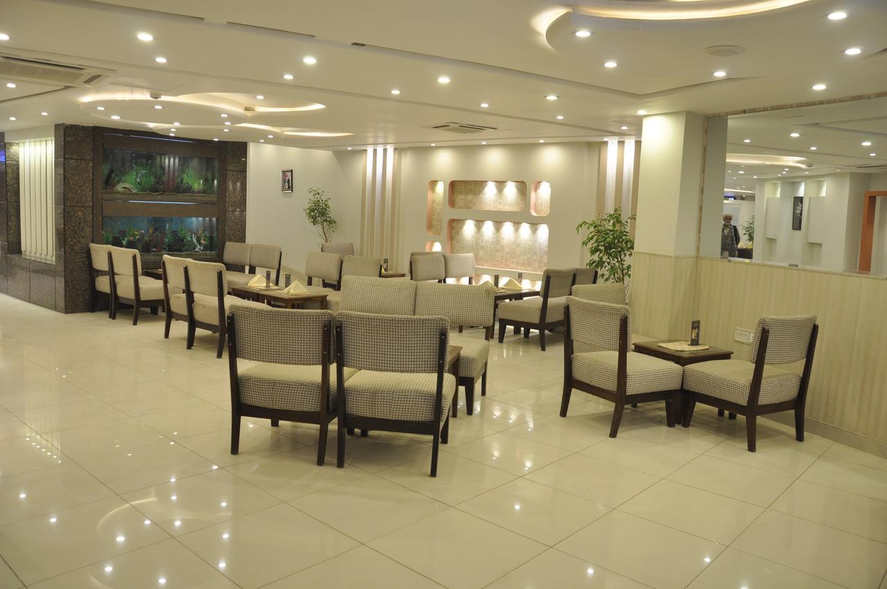 Fort Continental Hotel Peshawar Extérieur photo