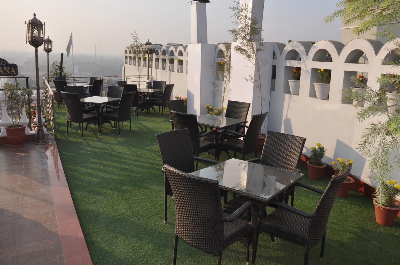 Fort Continental Hotel Peshawar Extérieur photo