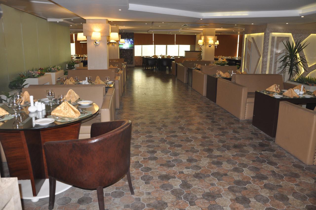 Fort Continental Hotel Peshawar Chambre photo